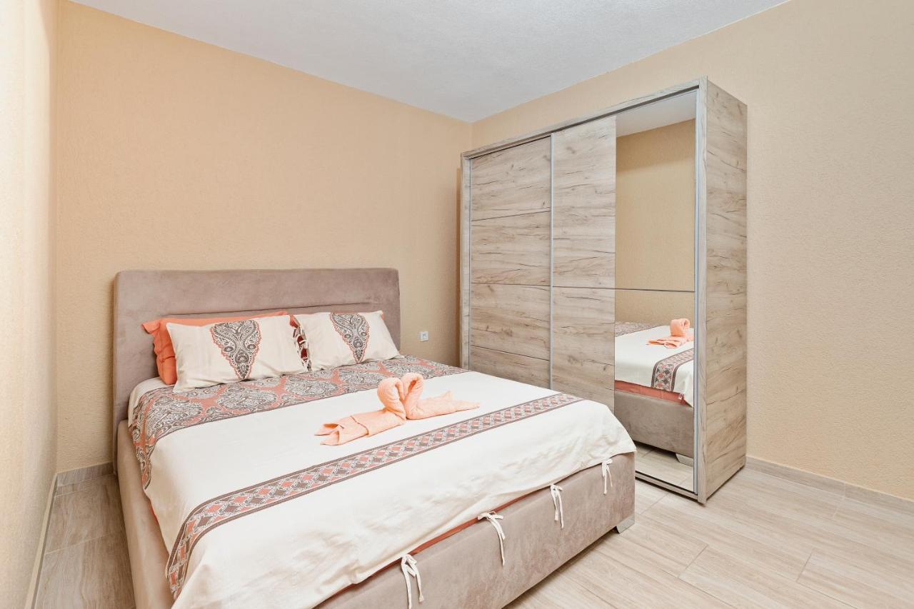 Sun Rays Apartment Kotor Luaran gambar