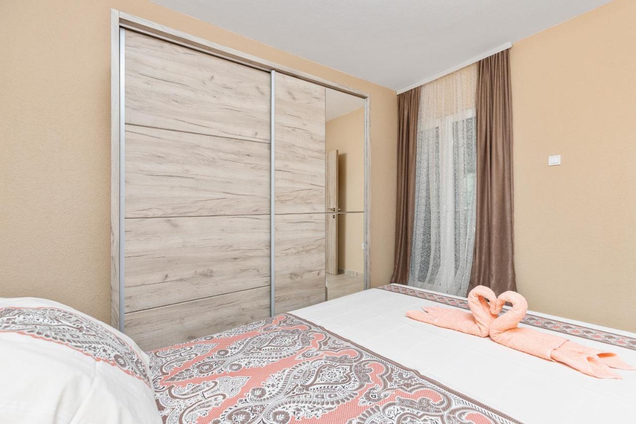 Sun Rays Apartment Kotor Luaran gambar